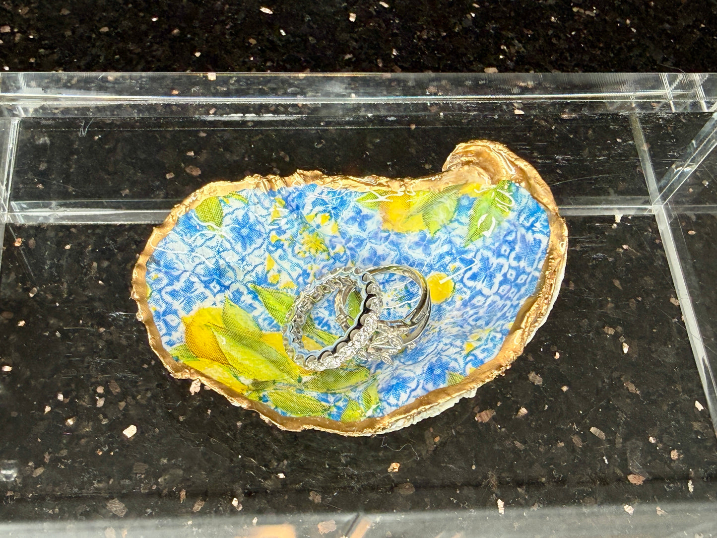 Lemon Oyster Shell Ring Dish
